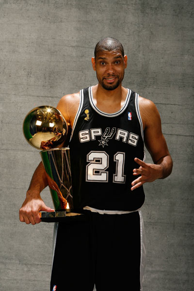 天空体育：阿森纳正与萨卡就一份长期合同进行谈判，进展顺利（天空体育：阿森纳与萨卡推进长期合约谈判，形势乐观）