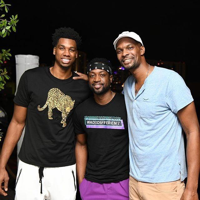 你是真不行！波普半场出战11分钟 6中1&三分2中0仅拿2分（手感冰冷！波普半场11分钟6投仅1中，三分2投全失仅得2分）