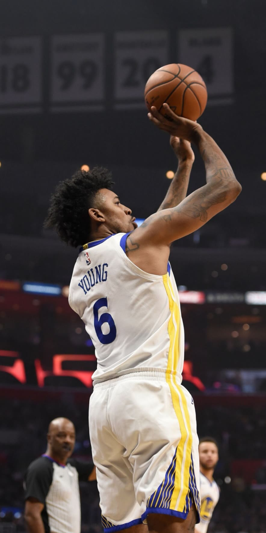 掘金队阵容齐整，准备迎接挑战（掘金全员到位，蓄势迎战）