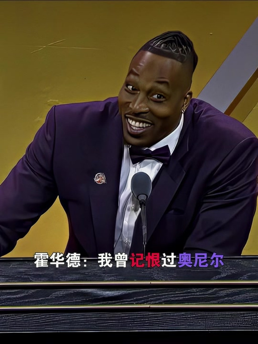 马克西的全面表现，成为球队的关键人物（马克西全能发挥，成球队核心力量）