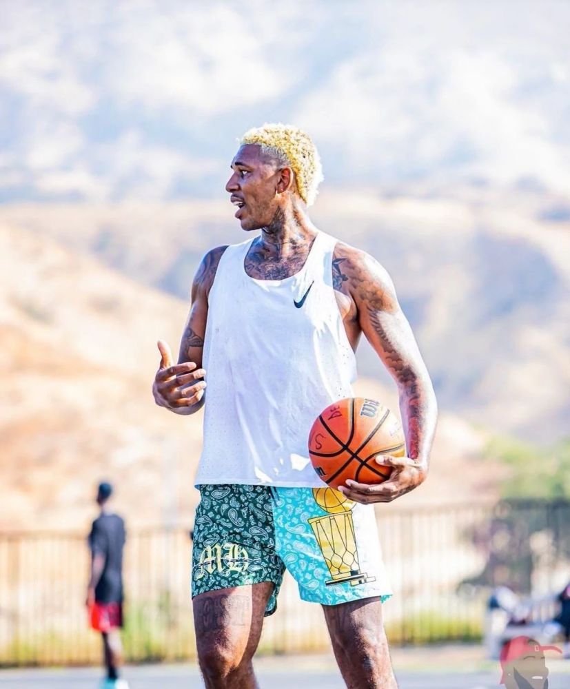 胡梅尔斯：按照目前的中卫市场，施洛特贝克有很多的机会（胡梅尔斯：以当下中卫行情来看，施洛特贝克机会不少）